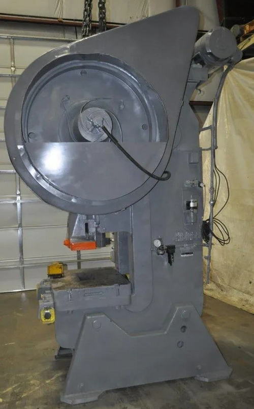 100 Ton FEDERAL OBI Press, 4 Str, 3 Adj, 15.5 SH, 36 x 28 Bed, 50-100 SPM